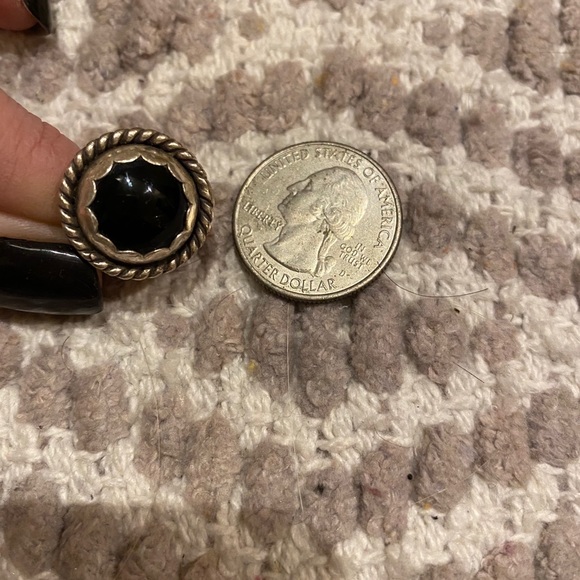 Genuine Onyx Ring - Picture 9 of 9